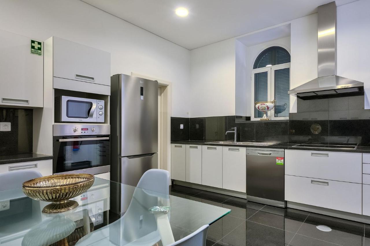 Villa Century House With Private Pool By Hr Madeira
