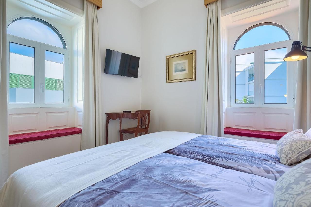 Villa Century House With Private Pool By Hr Madeira *